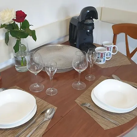 Apartment Le Sweet D'alice!!! A La Alice Roger Dunkirk