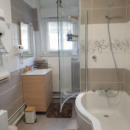 Le Sweet D'alice!!! A La Alice Roger